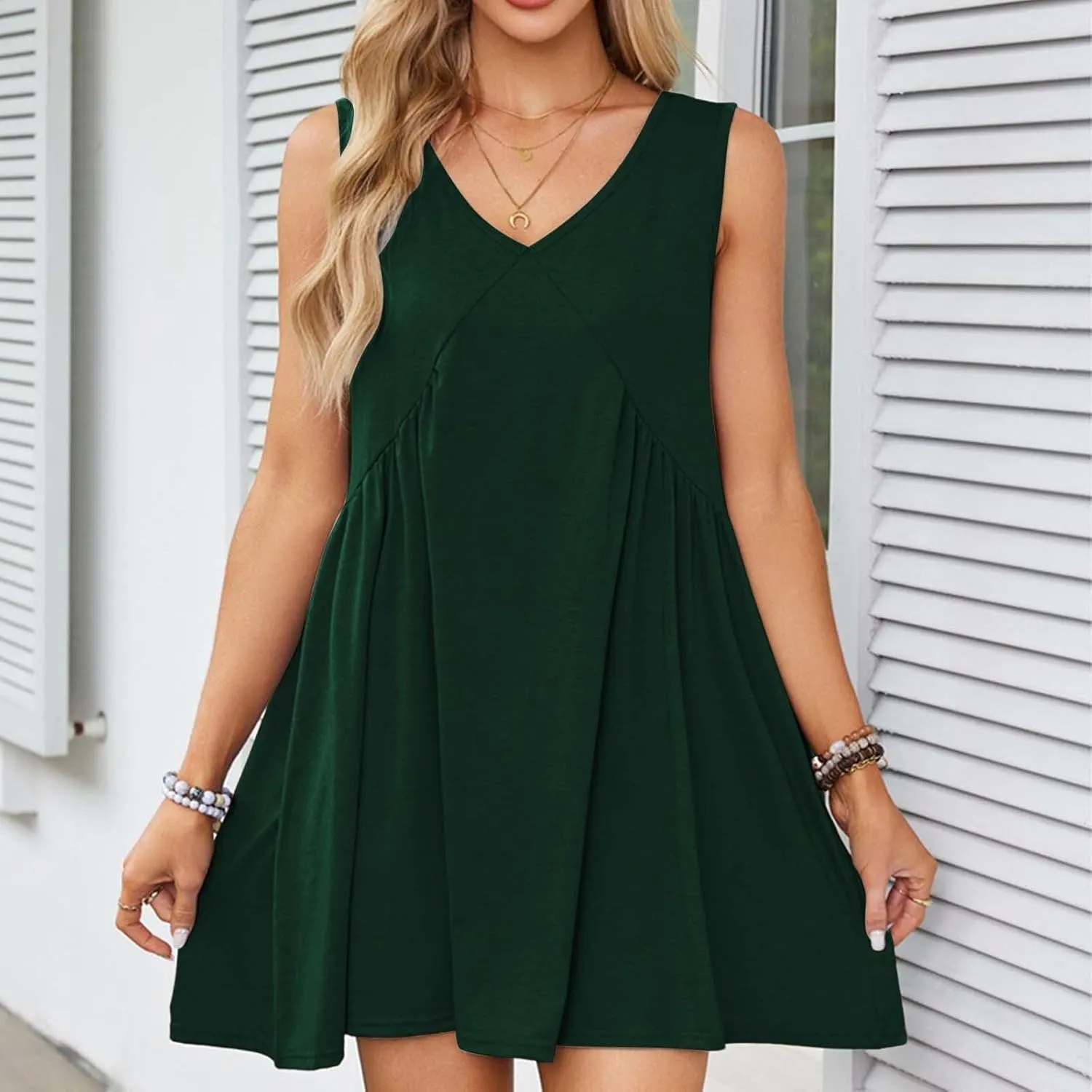 Mini Dresses for Women 2024 Pleated Swing Flowy Solid Color Sleveless Sundress Pockets V Neck Casual Beach Tank Dress