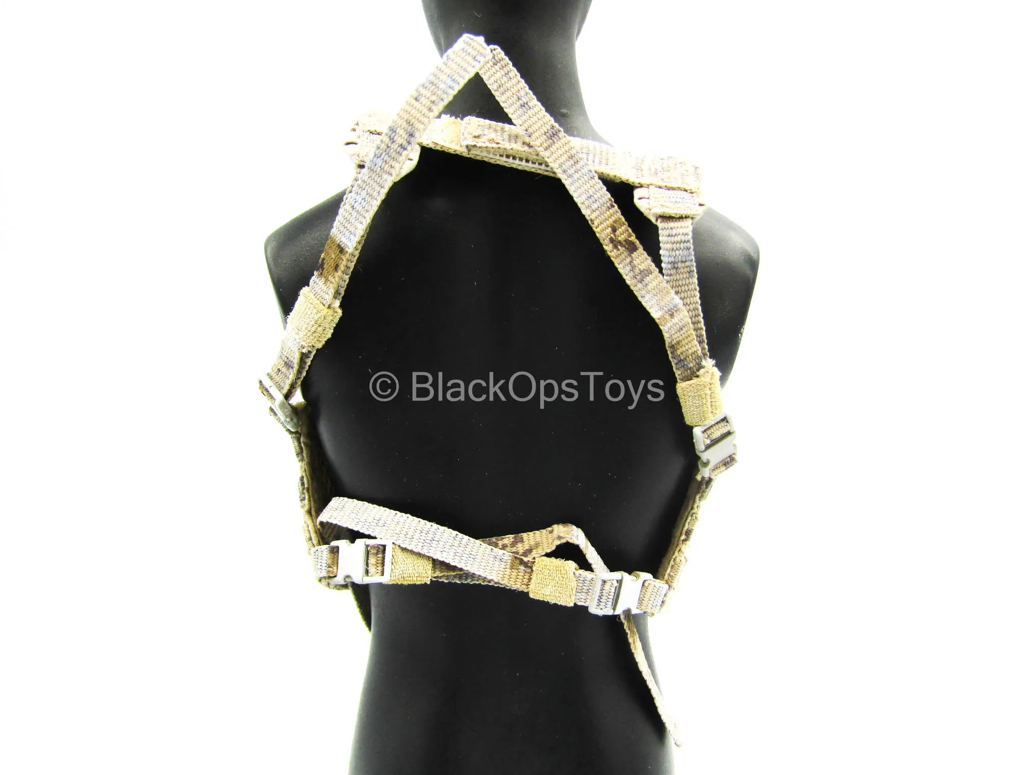 NSW Winter Warfare - AOR1 Snow Camo MOLLE Chest Rig