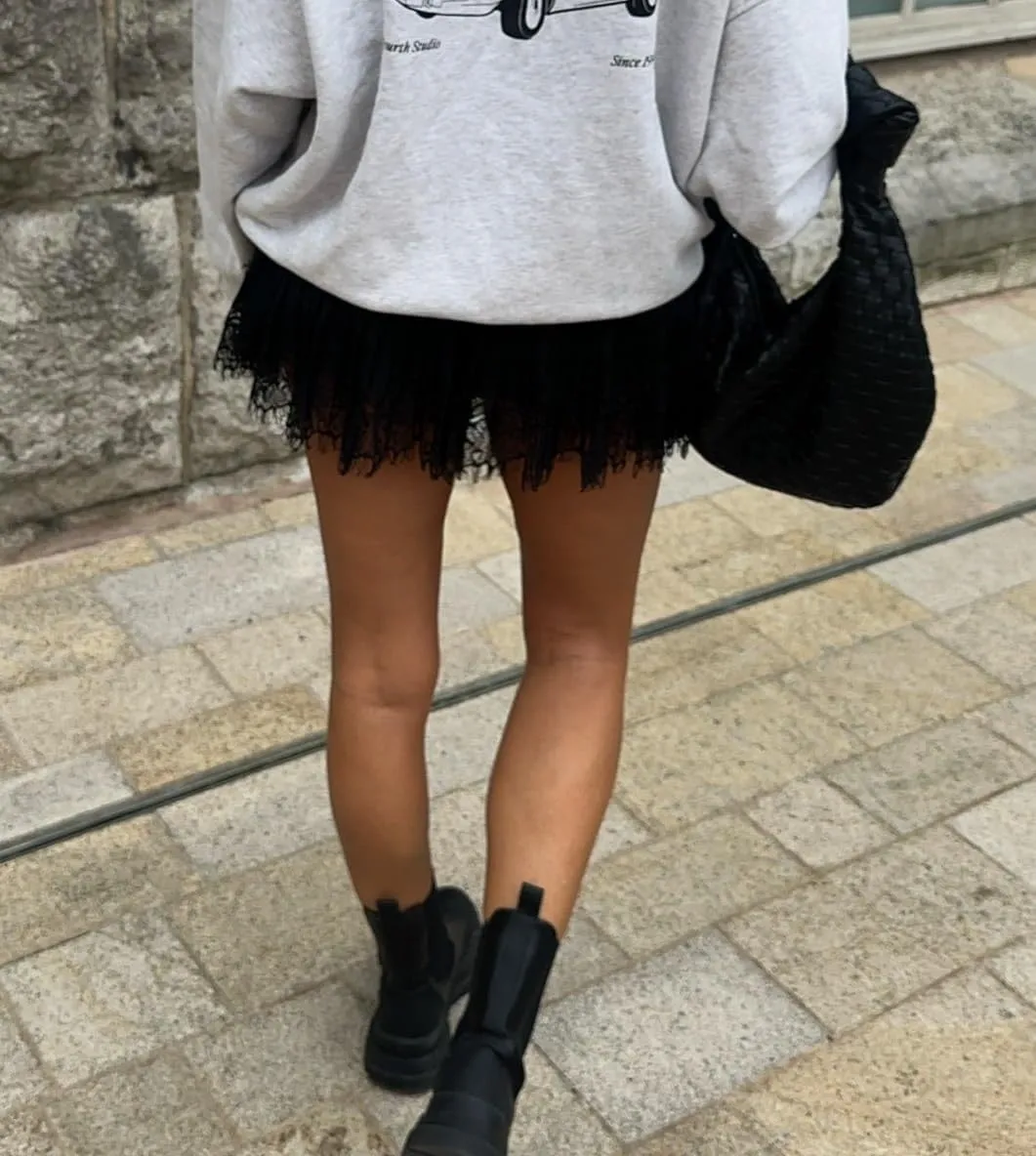 Women Y2k Lace Mini Skirt Low Rise Pleated Ruffle Half Slip Skirt Layered Flowy Short Skirt Streetwear